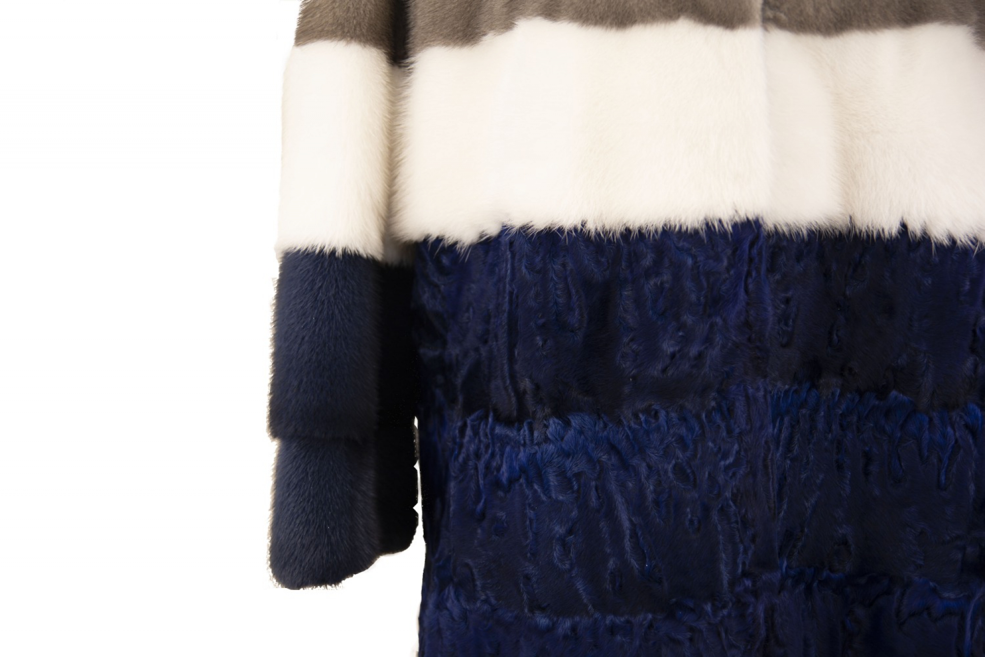 cappotto astrakan con fasce visone